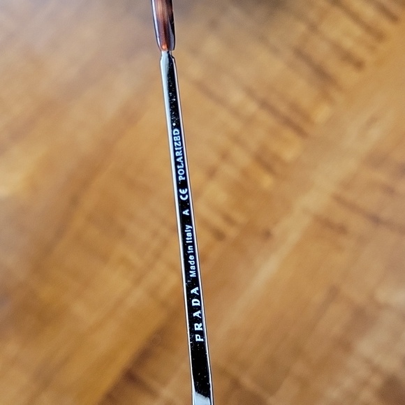 PRADA CAT EYE AVIATOR POLARIZED SUNGLASSES WITH CASE - Picture 9 of 11